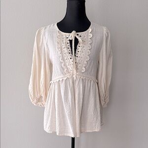 Max Studio Cream Lace Peasant Blouse